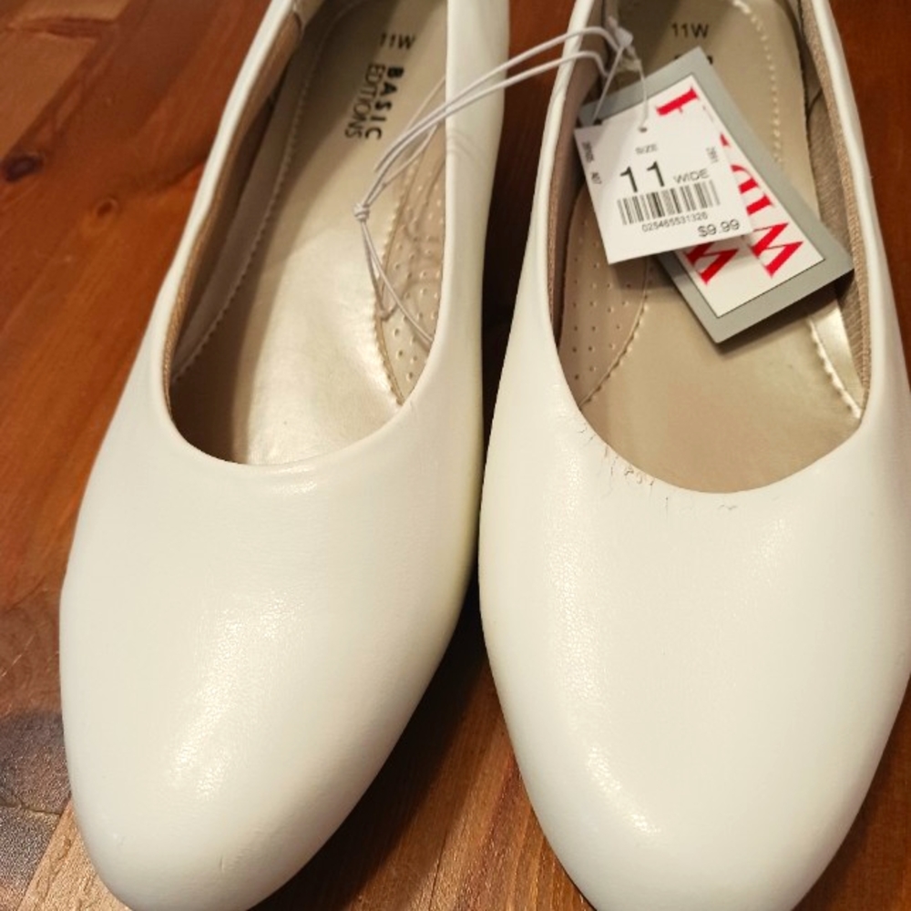 Basic Editions white size 11W
